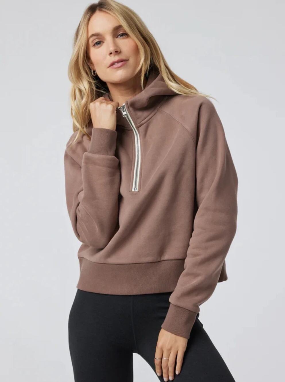 Vuori Women's Restore Half Zip Hoodie 118$